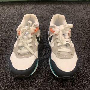 Women’s Air Max Correlate